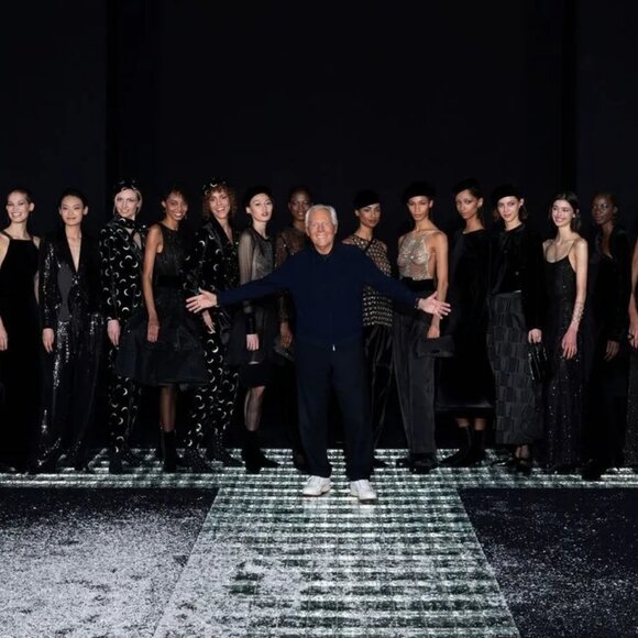 GIORGIO ARMANI Black Sheer Silk & Velvet Blouse 42 6 $800 - Picture 6 of 6